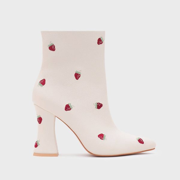 BOTÍN NINETTE STRAWBERRY HUESO